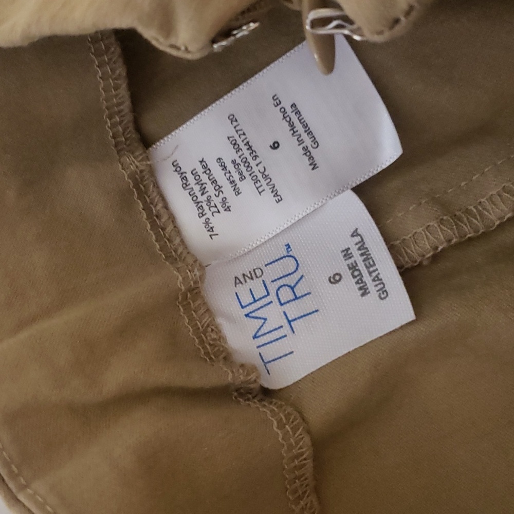 Pants - Picture 2 of 3